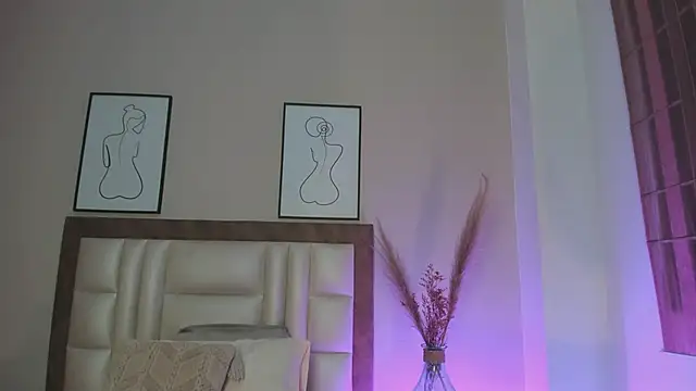 AlissaNix online show from 15, 10, 2025