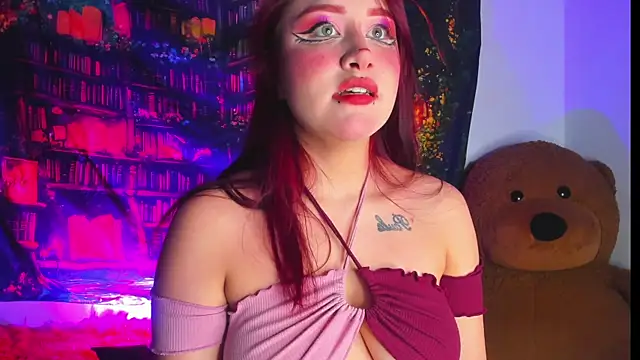 LailaCatt online show from 14, 12, 2025