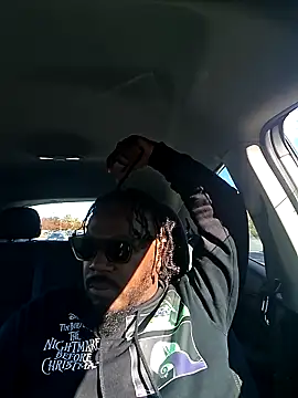 MRHANDSOME3800 online show from 20, 10, 2025