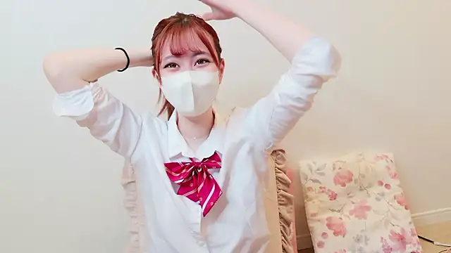 chat MIYU online show from 13, 4, 2026