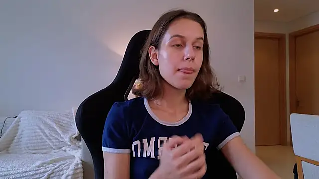 Snapshot of VanessaBayer2 chatting on 29, 12, 2024 VanessaBayer2 online show from 29, 12, 2024