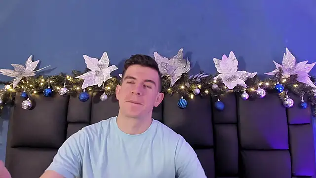 MikaelSlow online show from 4, 12, 2025