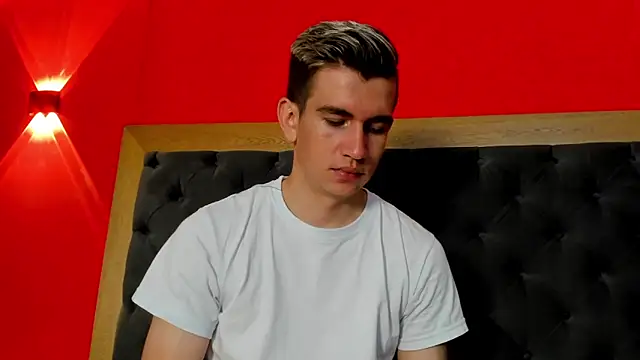 MikaelSlow online show from 6, 2, 2026