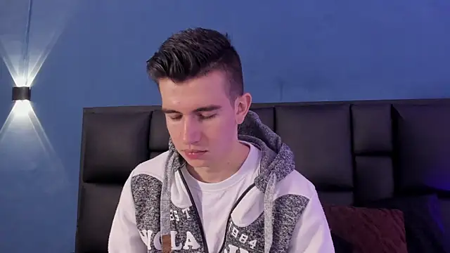 MikaelSlow online show from 9, 10, 2025