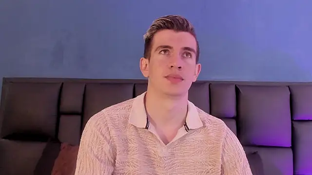 MikaelSlow online show from 8, 2, 2026