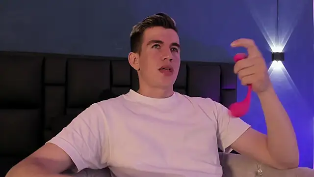 MikaelSlow online show from 5, 2, 2026