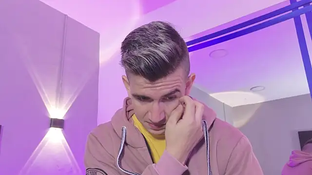 MikaelSlow online show from 9, 4, 2026