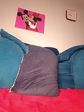 SquirtQueen222 online show from 13, 1, 2026