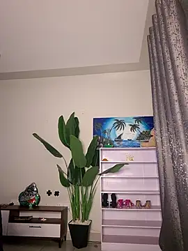 SquirtQueen222 online show from 21, 2, 2026