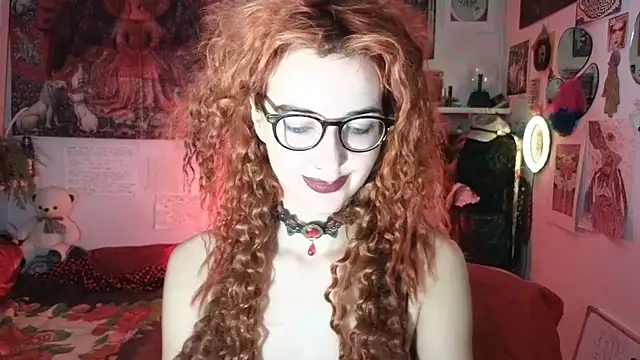 Snapshot of TatianaRomanov chatting on 6, 6, 2026 TatianaRomanov online show from 6, 6, 2026