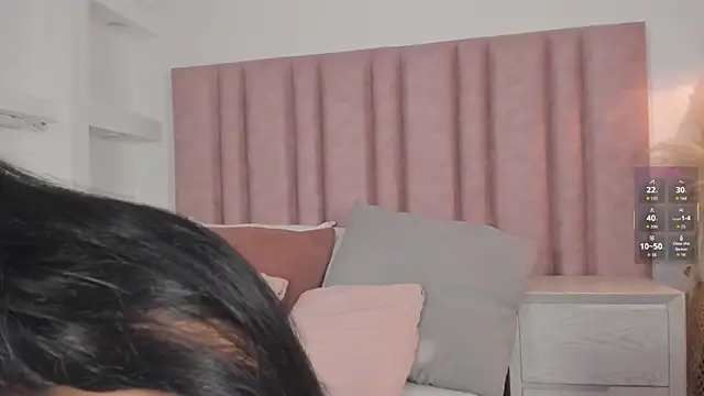 Snapshot of im_alejandra_ chatting on 8, 5, 2026 im alejandra online show from 8, 5, 2026