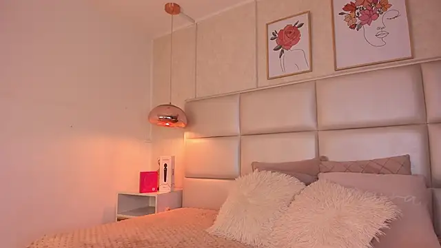 Aily Yozuko online show from 29, 10, 2025