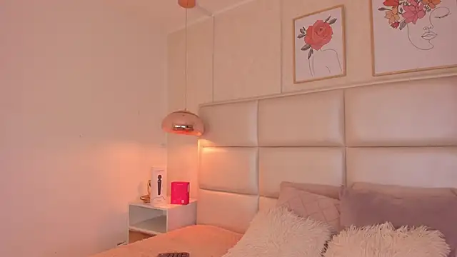 Aily Yozuko online show from 29, 11, 2025