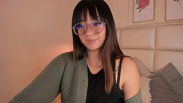 Snapshot of Aily_Yozuko chatting on 4, 8, 2026 Aily Yozuko online show from 4, 8, 2026