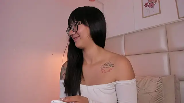 Aily Yozuko online show from 20, 3, 2025