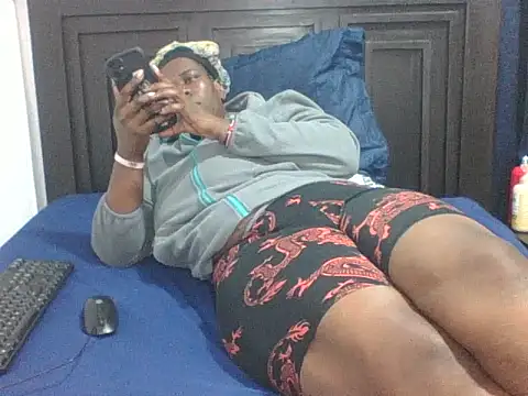 SexyTirries13 online show from 19, 4, 2026