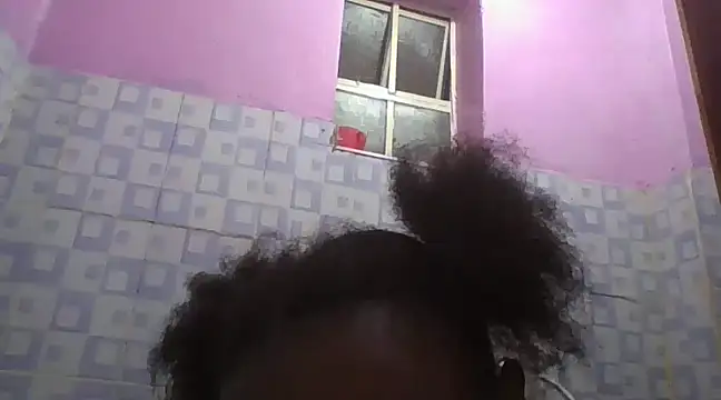 Snapshot of petitev chatting on 13, 2, 2025 petitev online show from 13, 2, 2025