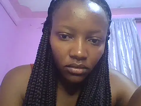 Snapshot of petitev chatting on 6, 10, 2025 petitev online show from 6, 10, 2025