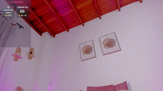 Mia 222 online show from 17, 12, 2025