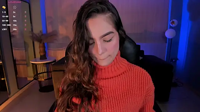 Snapshot of MarianneLane chatting on 24, 10, 2025 MarianneLane online show from 24, 10, 2025