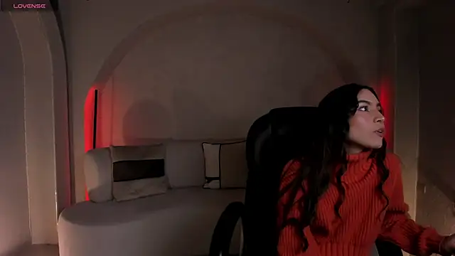 Snapshot of MarianneLane chatting on 27, 11, 2025 MarianneLane online show from 27, 11, 2025