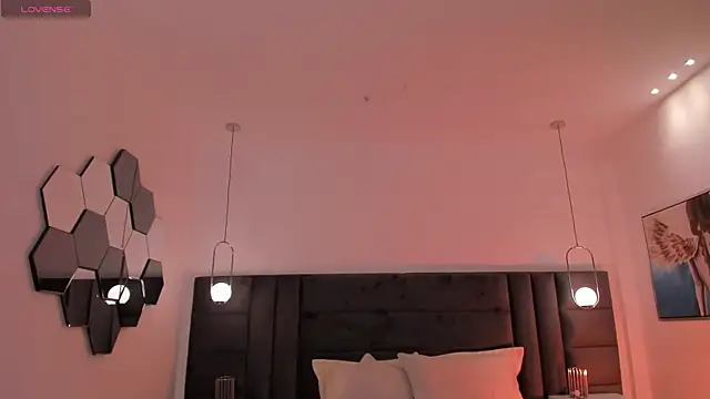 CarolineGraceX online show from 1, 11, 2025