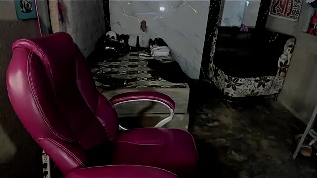 Snapshot of tattys_sexy chatting on 14, 10, 2025 tattys sexy online show from 14, 10, 2025