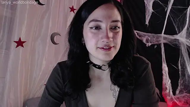 Snapshot of Tanya_WorldBondage chatting on 4, 11, 2025 Tanya WorldBondage online show from 4, 11, 2025