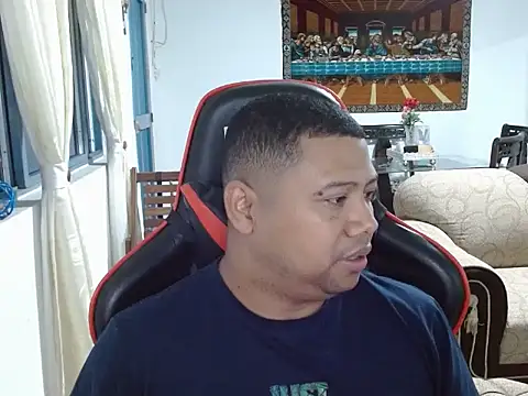 Hoowar2012 online show from 3, 11, 2025