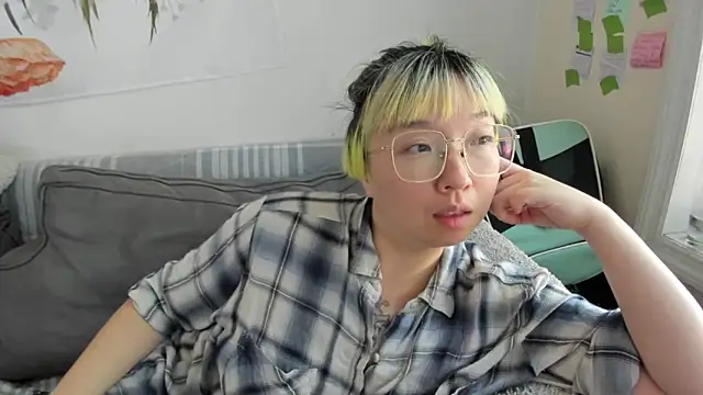 luxgray online show from 3, 6, 2026