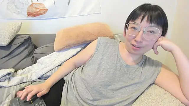 luxgray online show from 2, 2, 2026