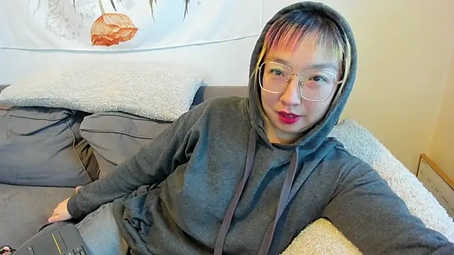 Snapshot of luxgray chatting on 30, 1, 2025 luxgray online show from 30, 1, 2025