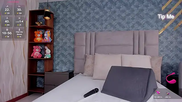 NiiaMoore online show from 16, 12, 2025