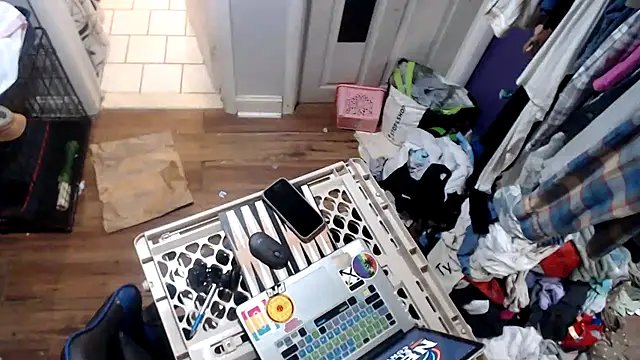 tongueispowerr6d9 online show from 21, 12, 2025