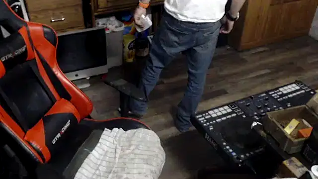 tongueispowerr6d9 online show from 22, 4, 2026