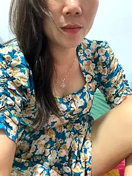 Baby-bigtits online show from 26, 9, 2025