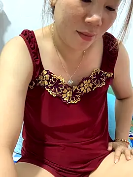 Baby-bigtits online show from 18, 9, 2025