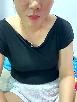 Baby-bigtits online show from 14, 9, 2025