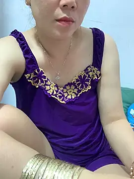 Baby-bigtits online show from 15, 9, 2025