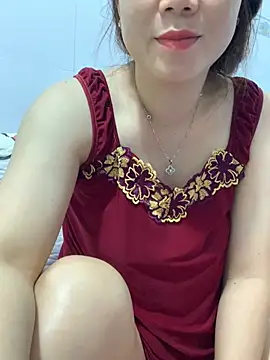 Baby-bigtits online show from 14, 3, 2025