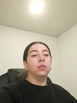 Snapshot of Im_coco chatting on 12, 11, 2025 Im coco online show from 12, 11, 2025