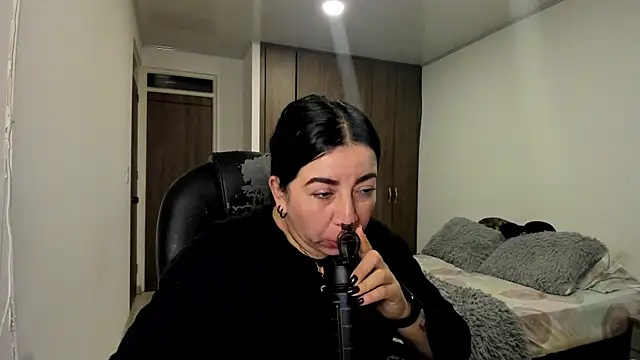 Im coco online show from 27, 2, 2026