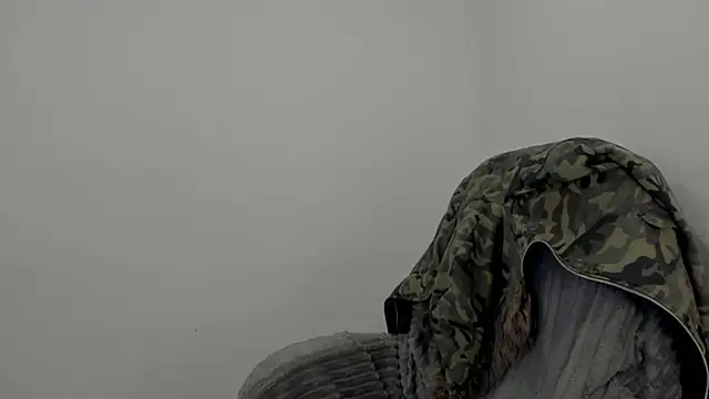 Snapshot of Im_coco chatting on 8, 11, 2025 Im coco online show from 8, 11, 2025