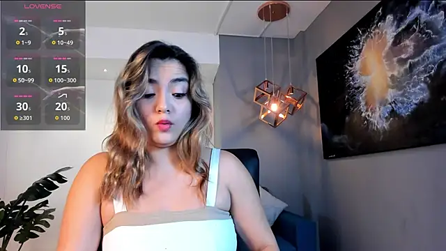 IsabellaaJoness online show from 6, 5, 2026