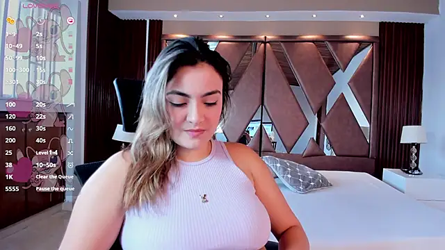 IsabellaaJoness online show from 18, 4, 2026