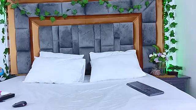 CoralHarrinson online show from 14, 7, 2026