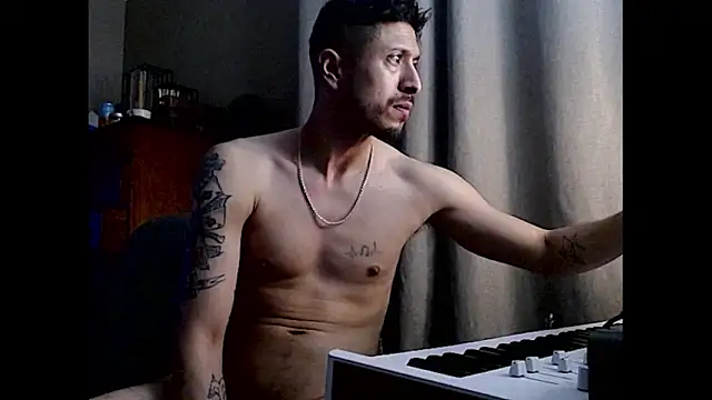 Snapshot of psil0cyb0rg chatting on 1, 3, 2026 psil0cyb0rg online show from 1, 3, 2026