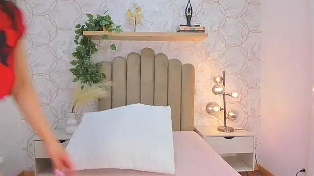 Roma  love online show from 26, 11, 2025