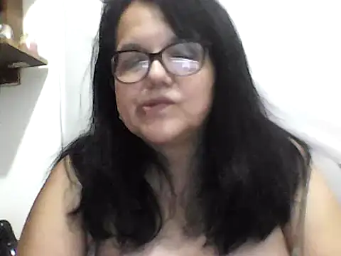 Snapshot of kassandra02 chatting on 4, 2, 2025 kassandra02 online show from 4, 2, 2025