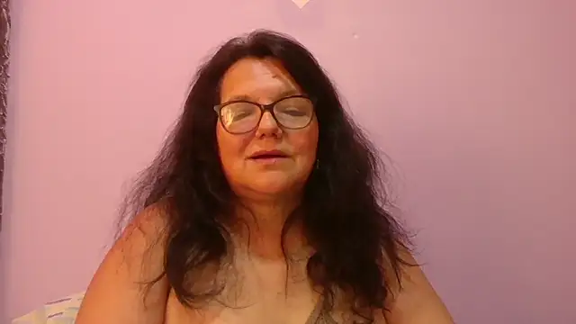 kassandra02 online show from 14, 4, 2026